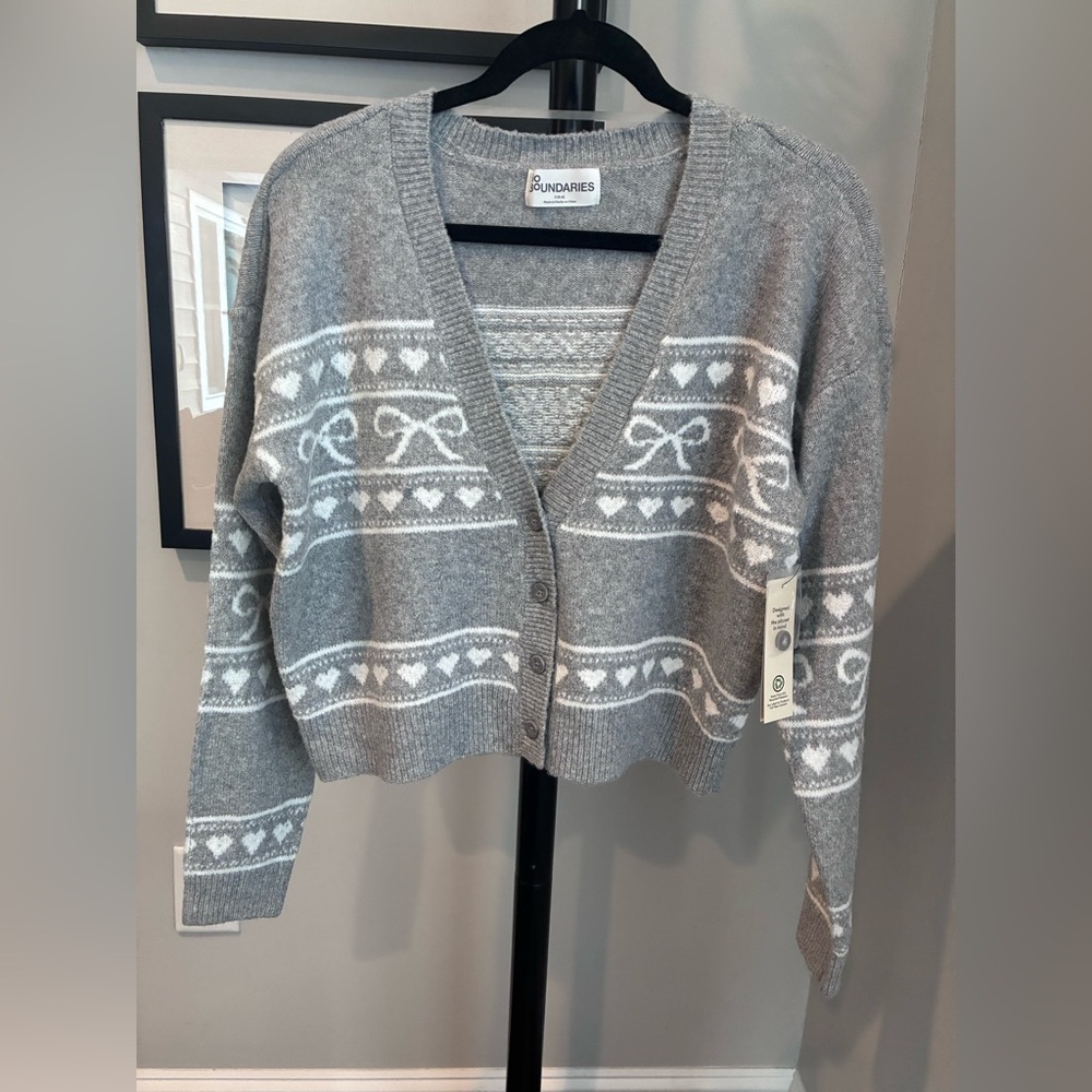 No Boundaries Gray and White Women's Sweater